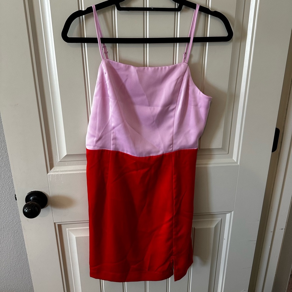 New with Tags pink and red Entro dress
